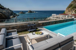 Made By The Sea Villa 1